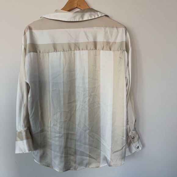 ZARA SATIN OVERSIZED Striped Flowy V-Ndck Button Up SHIRT SAND BEIGE 2562/162 - Picture 8 of 13